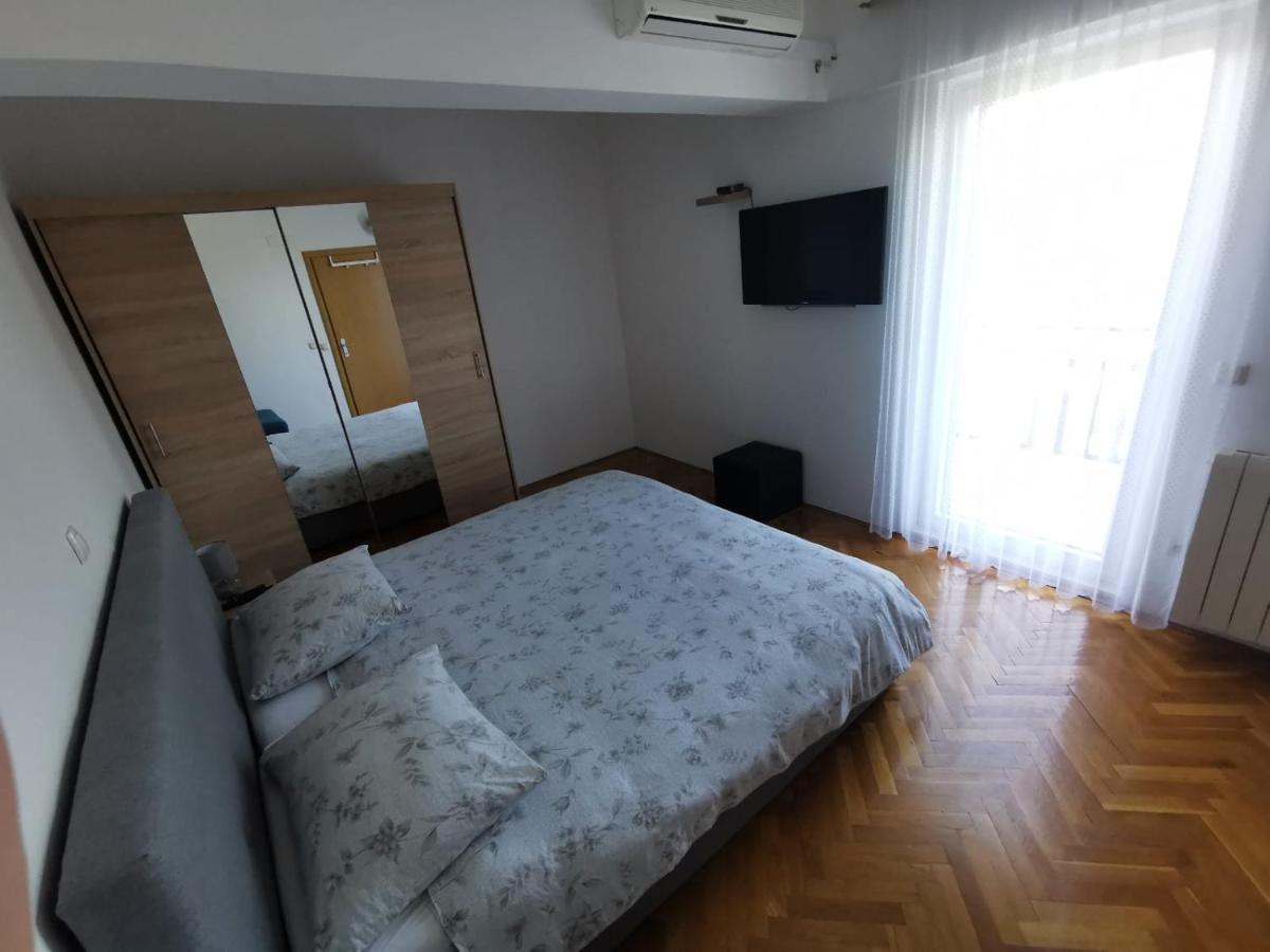 Kaštela Apartment Cirko מראה חיצוני תמונה