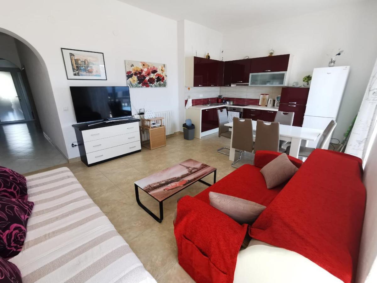Kaštela Apartment Cirko מראה חיצוני תמונה